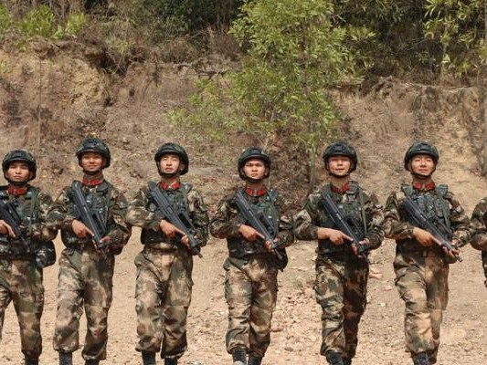 闪电突兵技能搭配攻略——超越敌人的闪电速度（解锁技能搭配，成为战场上的无敌先锋）